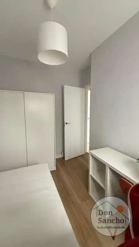 Habitación de Piso en venta en Valladolid con Calefacción