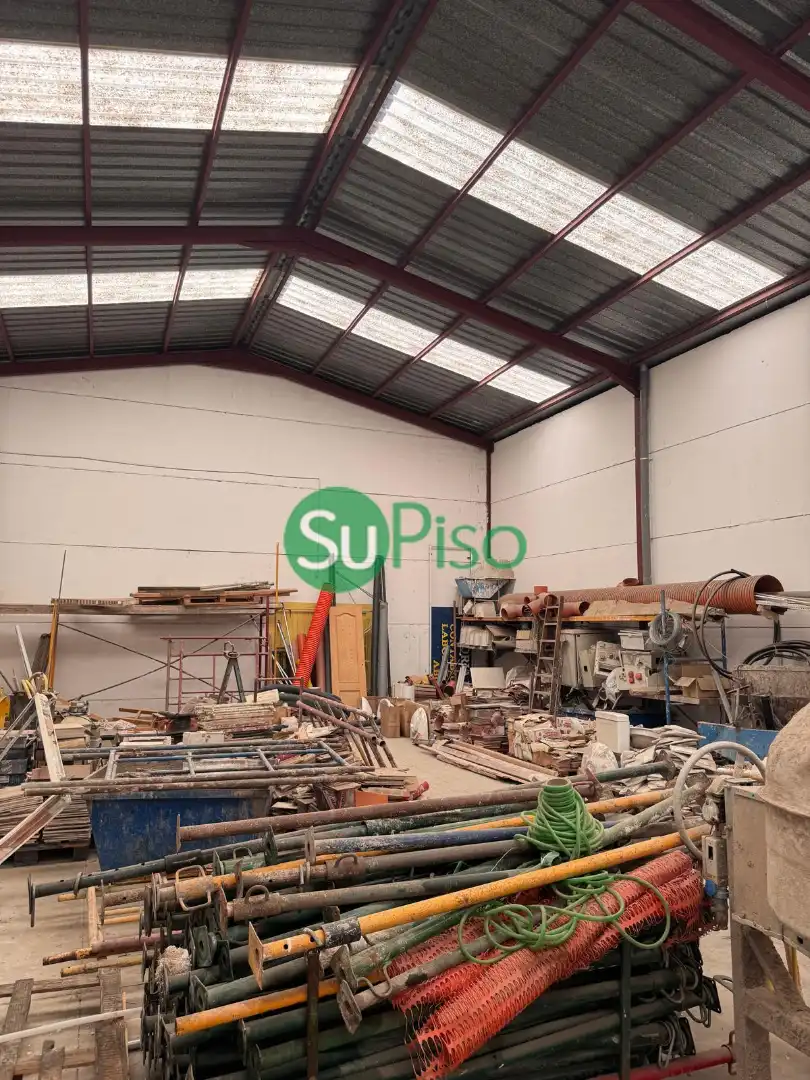 Nau industrial en venda en Yeles