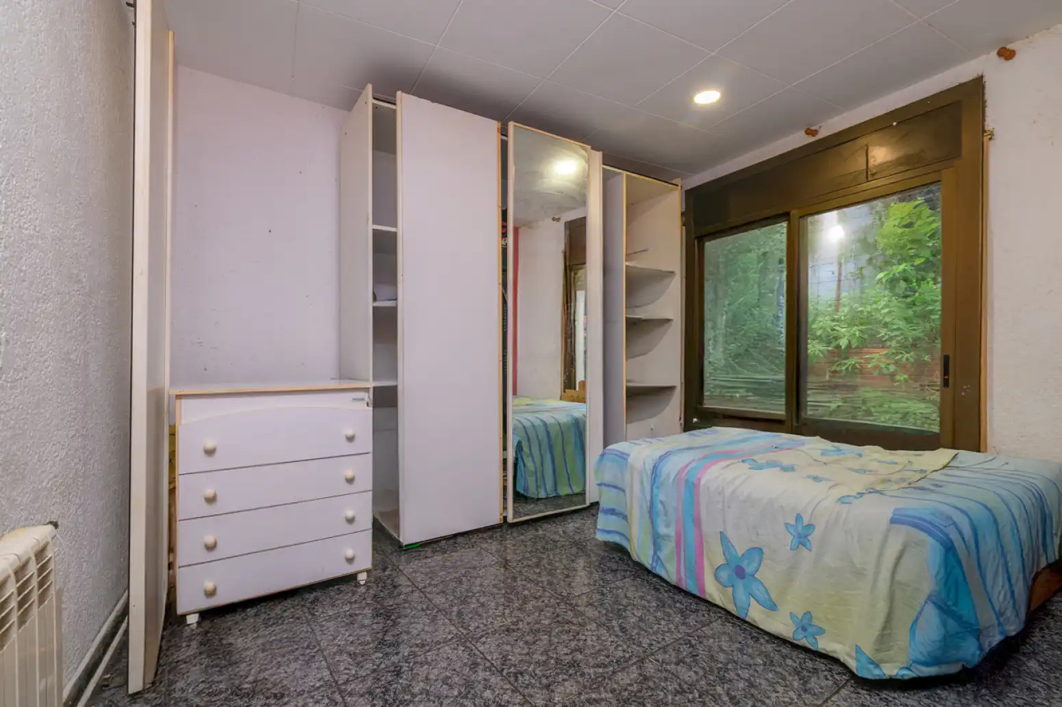 Dormitori de Casa adosada en venda en Sant Climent de Llobregat amb Terrassa i Balcó