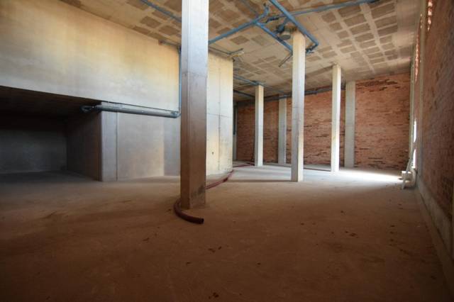 Local comercial en Alquiler en Badalona - Calle Eduard Maristany en Port