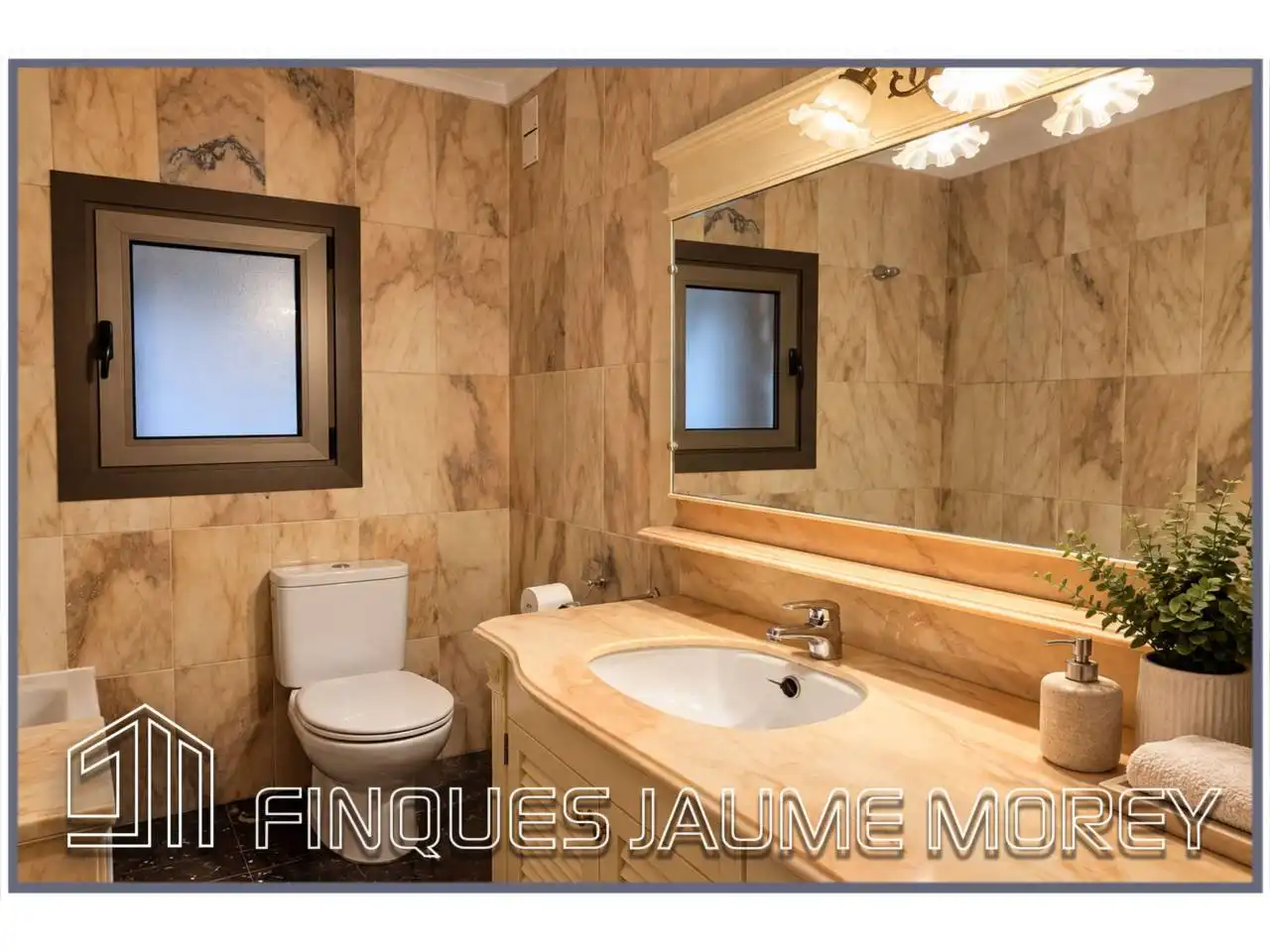 Bathroom of Office for rent in Centro