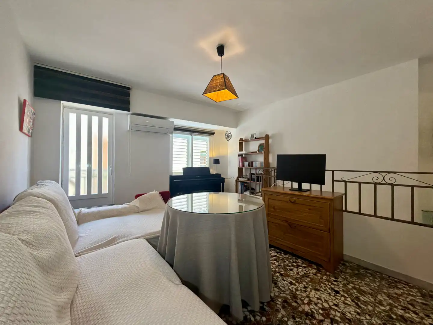 Sala d'estar de Casa o xalet en venda en Canjáyar amb Aire condicionat, Terrassa i Traster