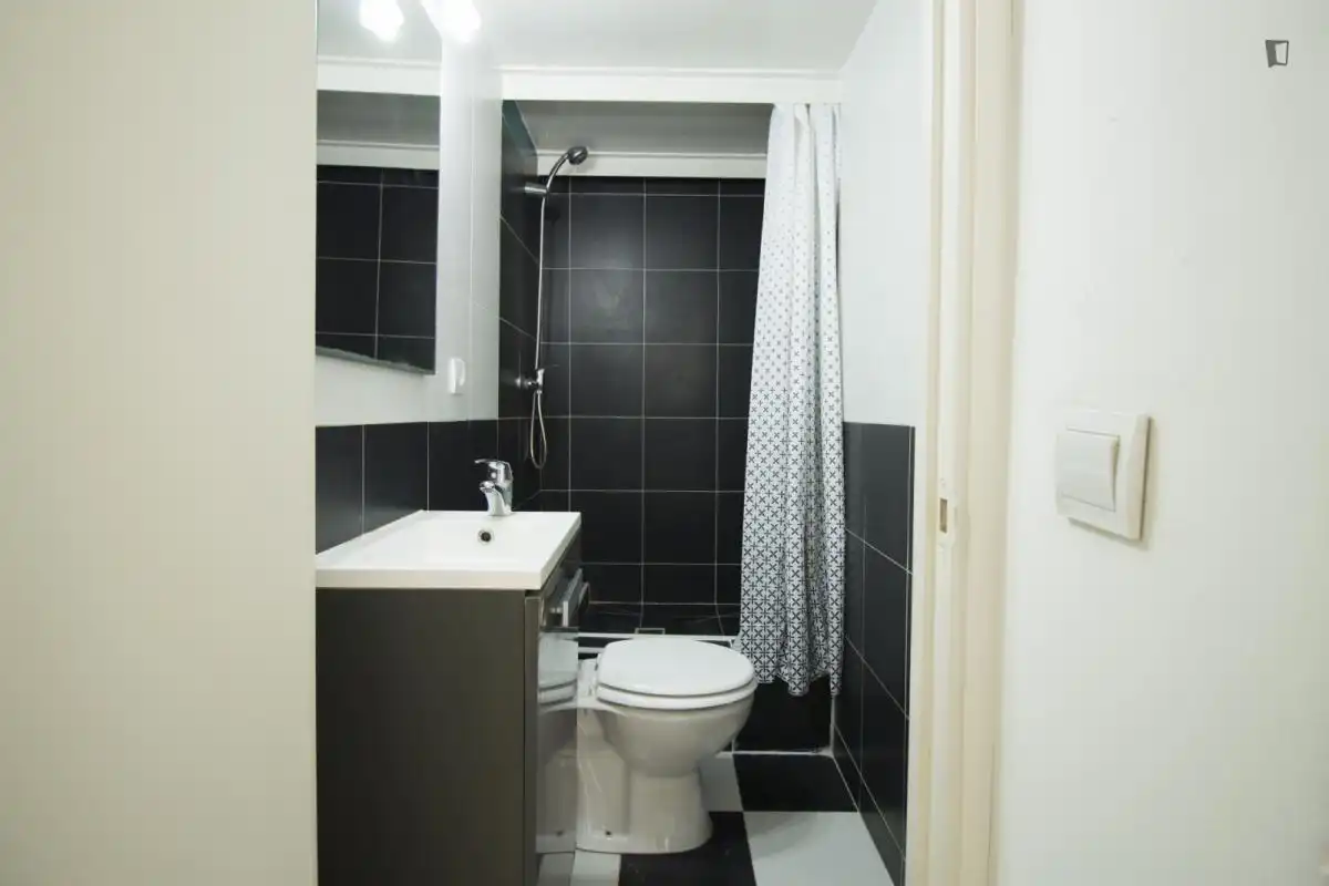 Study for rent in Bellas Vistas