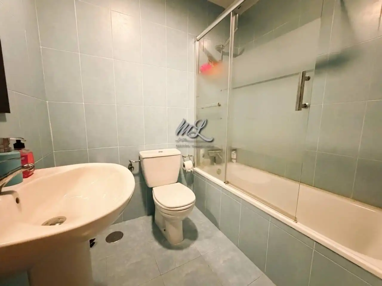 Baño de Piso en venta en Olías del Rey con Aire acondicionado, Calefacción y Parquet