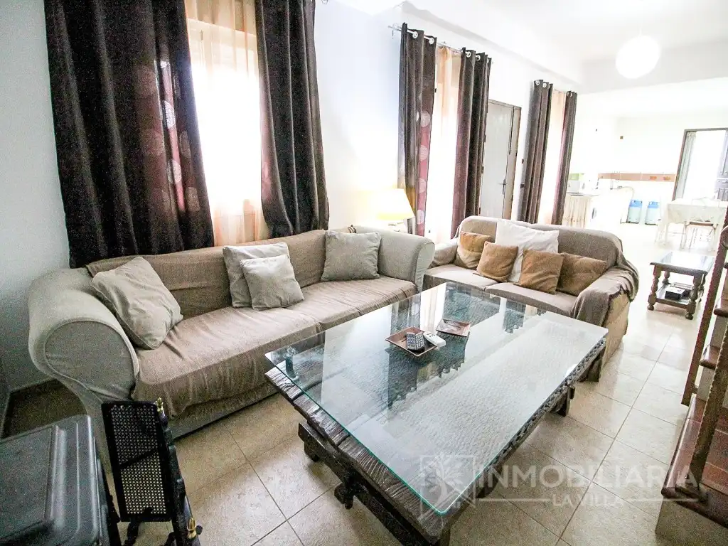 Sala de estar de Finca rústica de alquiler en Tolox con Piscina