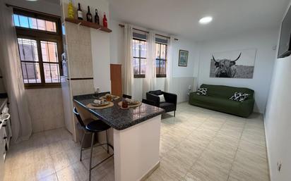 Sala d'estar de Apartament en venda en Arona amb Terrassa i Alarma