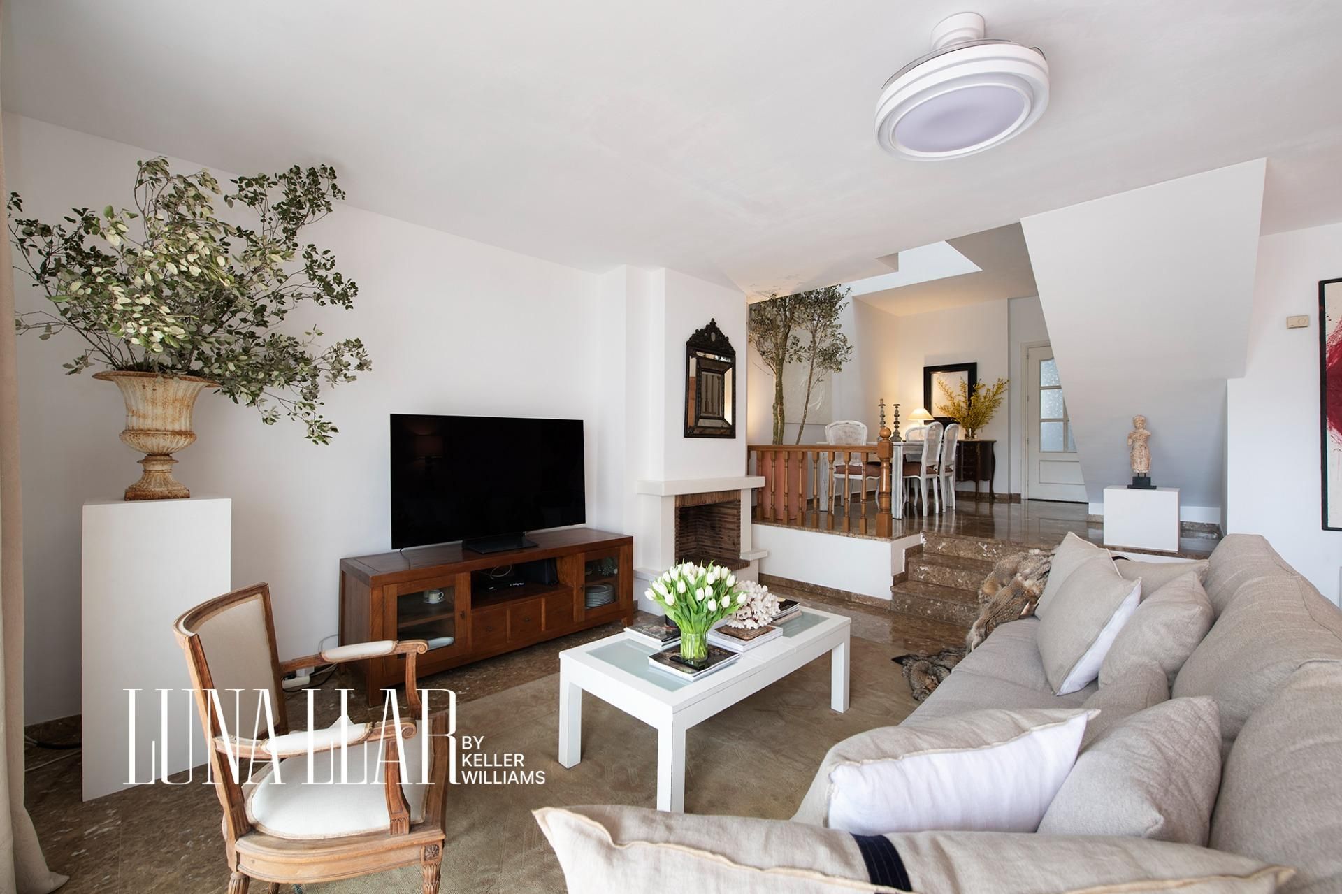Living room of Single-family semi-detached for sale in Viladecans  with Heating, Terrace and Storage room