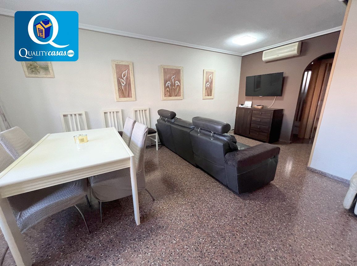 Sala de estar de Casa o chalet en venta en Alicante / Alacant con Aire acondicionado, Calefacción y Terraza
