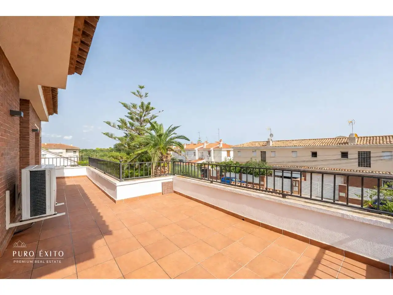 Terrace of Houses for sale in Cambrils  with Air Conditioner, Private garden and Parquet flooring
