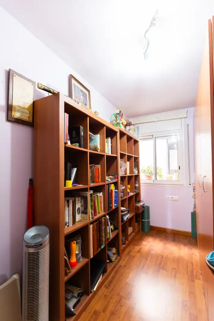 Habitación de Piso en venta en Figueres con Aire acondicionado, Parquet y Balcón