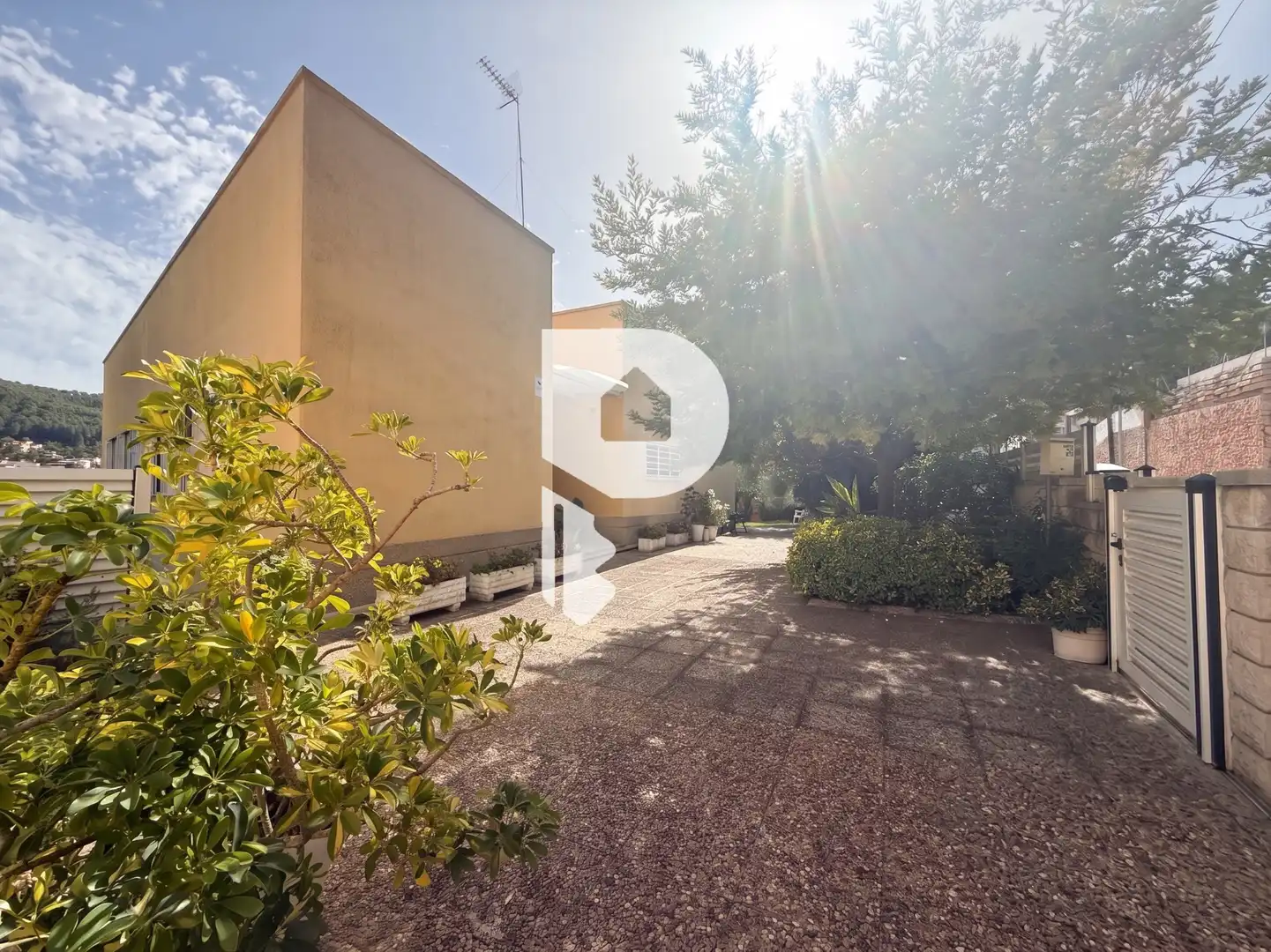 Garden of Houses for sale in Cervelló  with Air Conditioner, Heating and Private garden