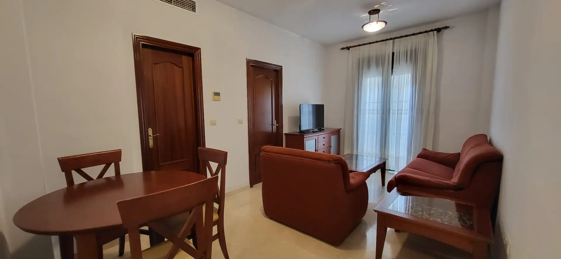 Sala de estar de Apartamento de alquiler en Málaga con Aire acondicionado, Calefacción y Amueblado
