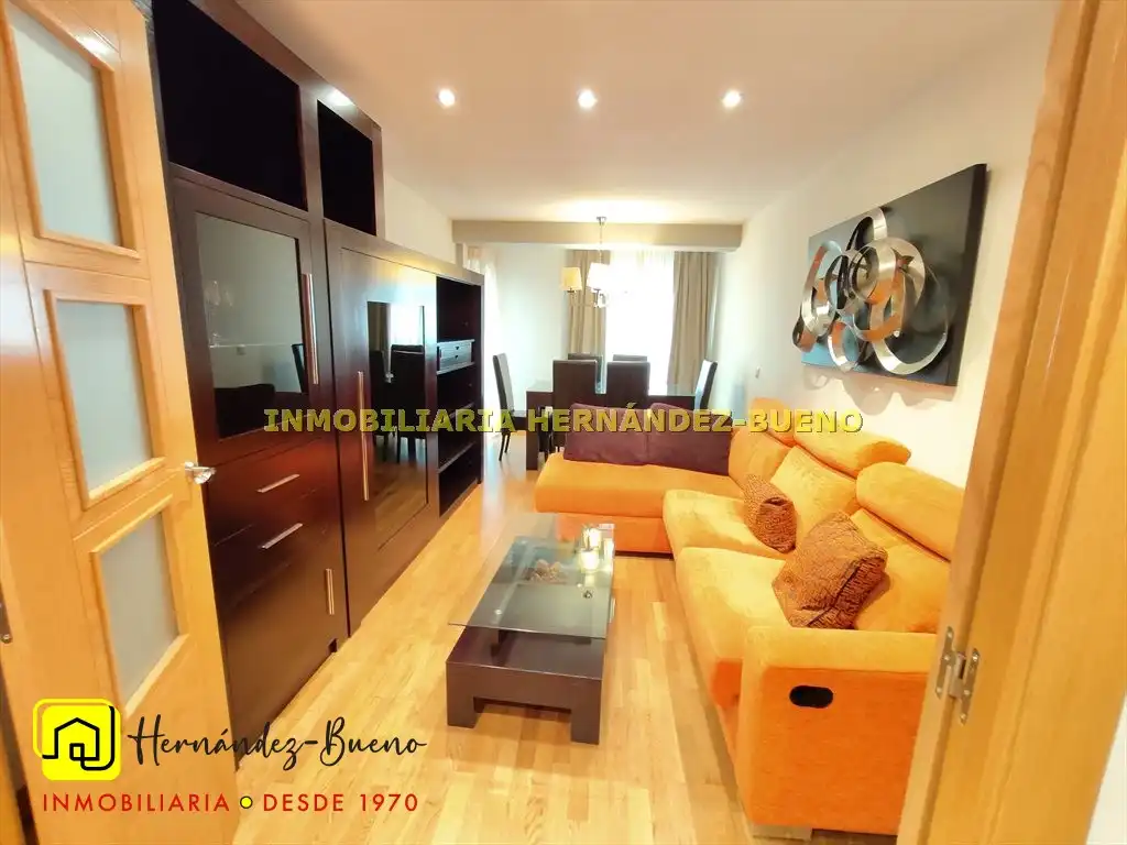 Wohnung mit Terrasse zur Miete in Centro