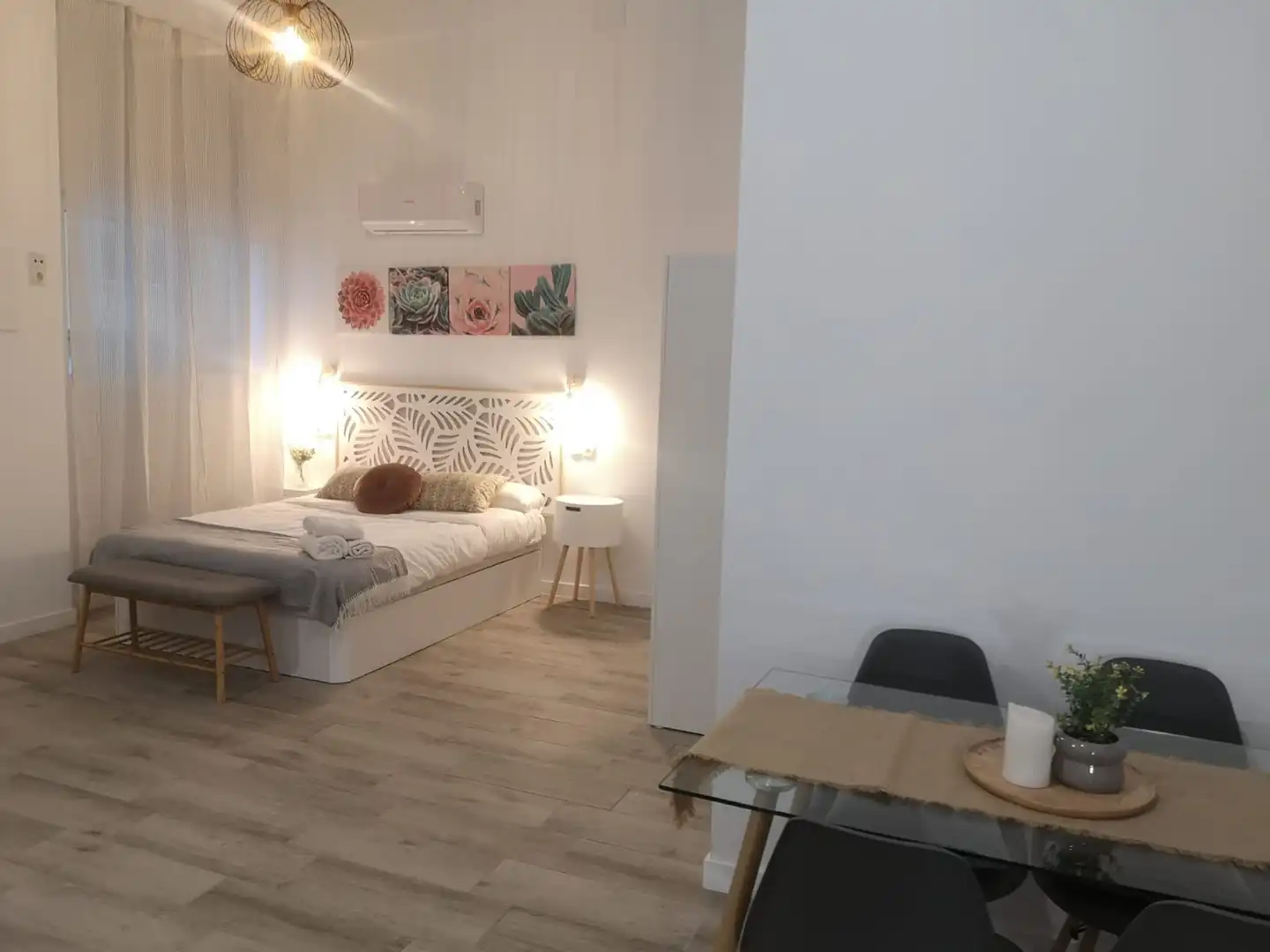 Schlafzimmer von Geschaftsraum zum Verkauf in Málaga mit Klimaanlage, Heizung und Möbliert