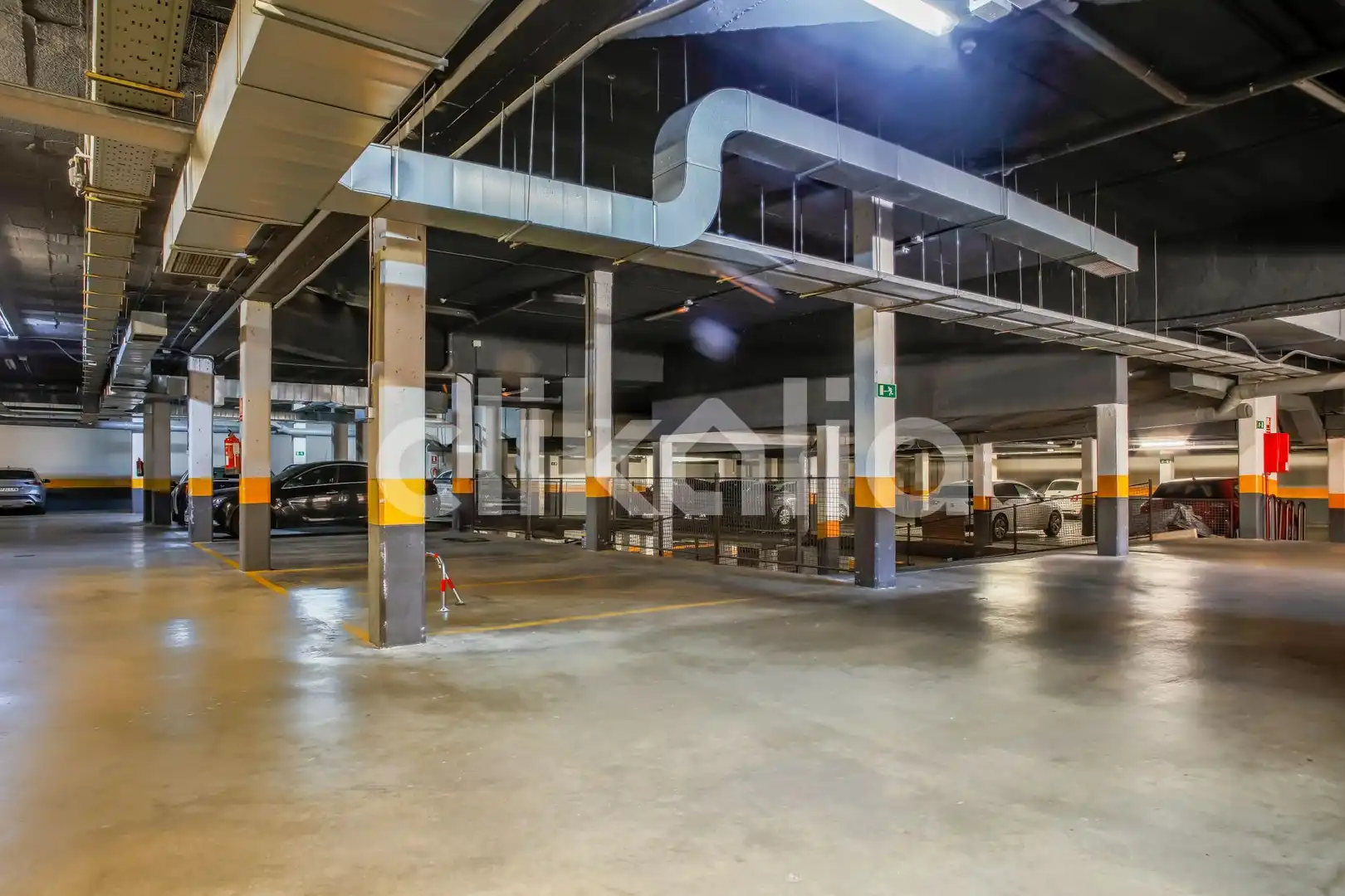 Parking de Piso en venta en Rivas-Vaciamadrid con Calefacción, Trastero y Piscina