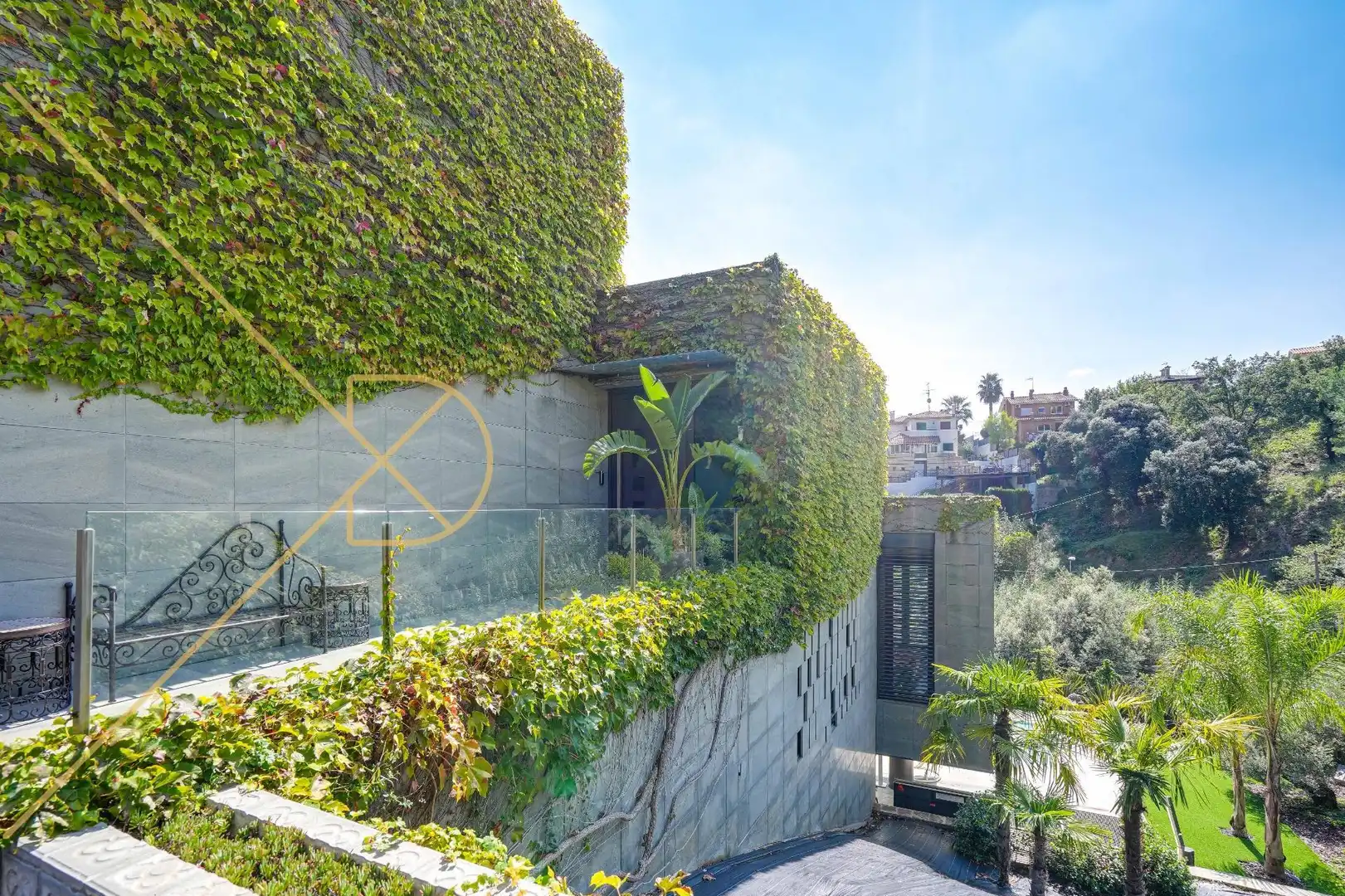 Vista exterior de Casa o chalet en venta en Alella con Calefacción, Jardín privado y Terraza