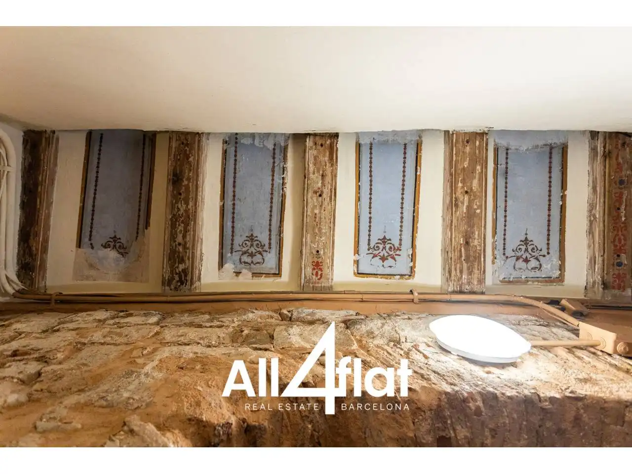 Wohnung zum Verkauf in Barcelona mit Klimaanlage, Parkett und Möbliert
