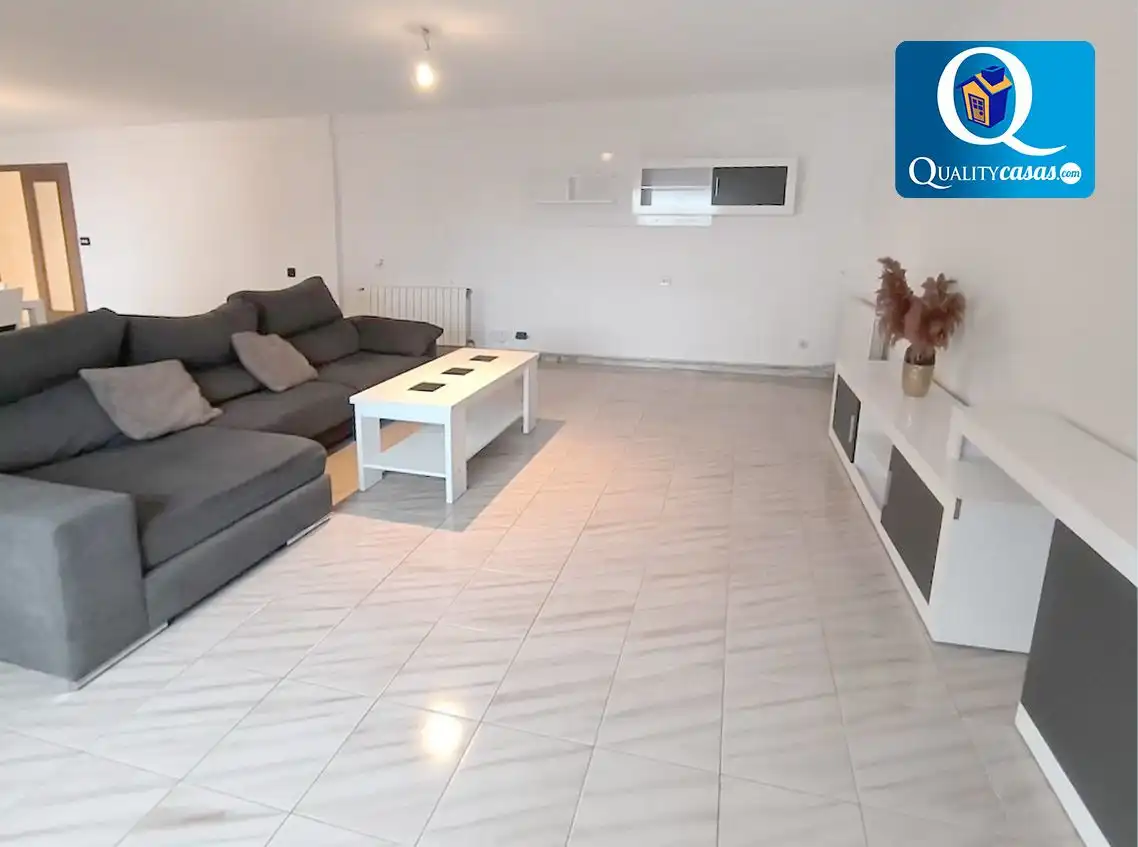Wohnzimmer von Wohnungen zum Verkauf in Villena mit Heizung und Terrasse