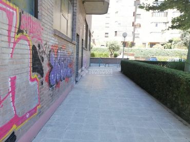 Individual with lift for sale in Calle de Arganda