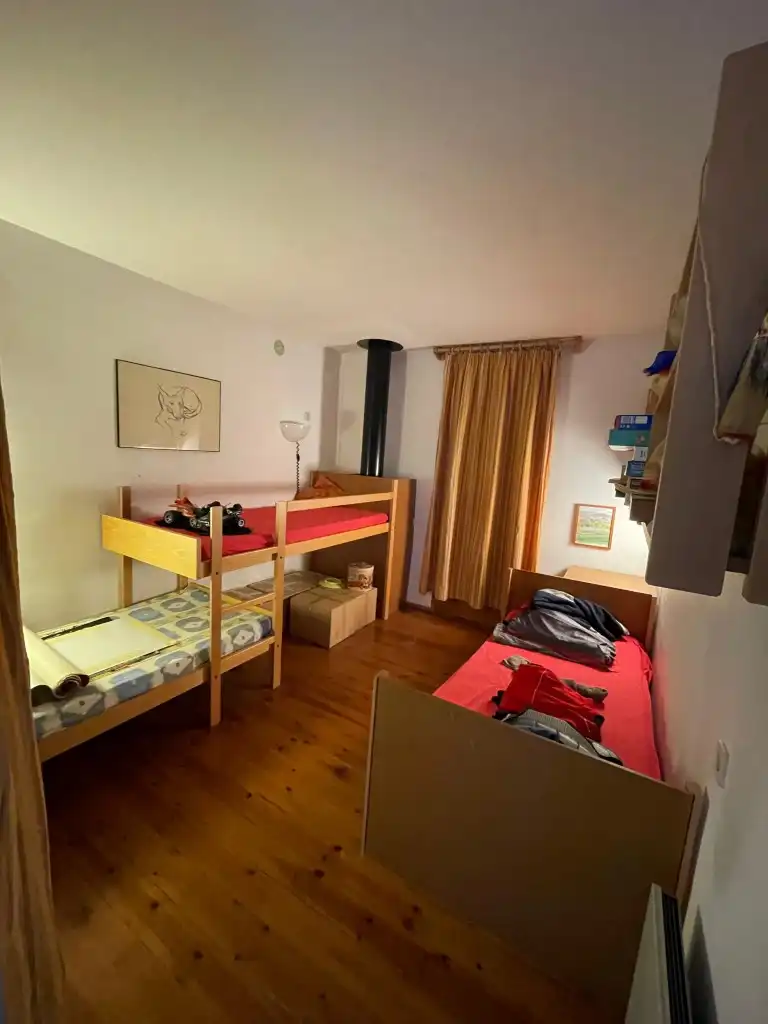 Habitación de Casa adosada de alquiler en Guils de Cerdanya con Calefacción, Parquet y Trastero