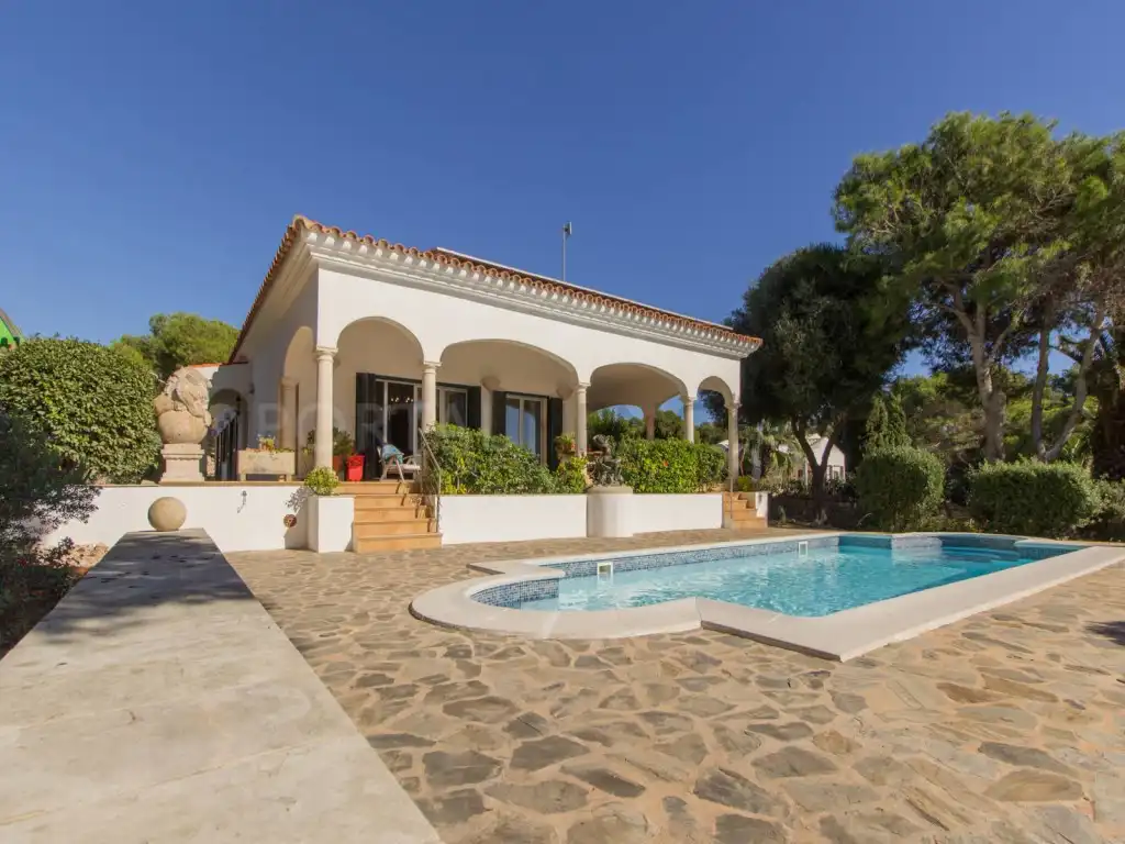 Vista exterior de Casa o chalet en venta en Sant Lluís con Calefacción, Jardín privado y Piscina