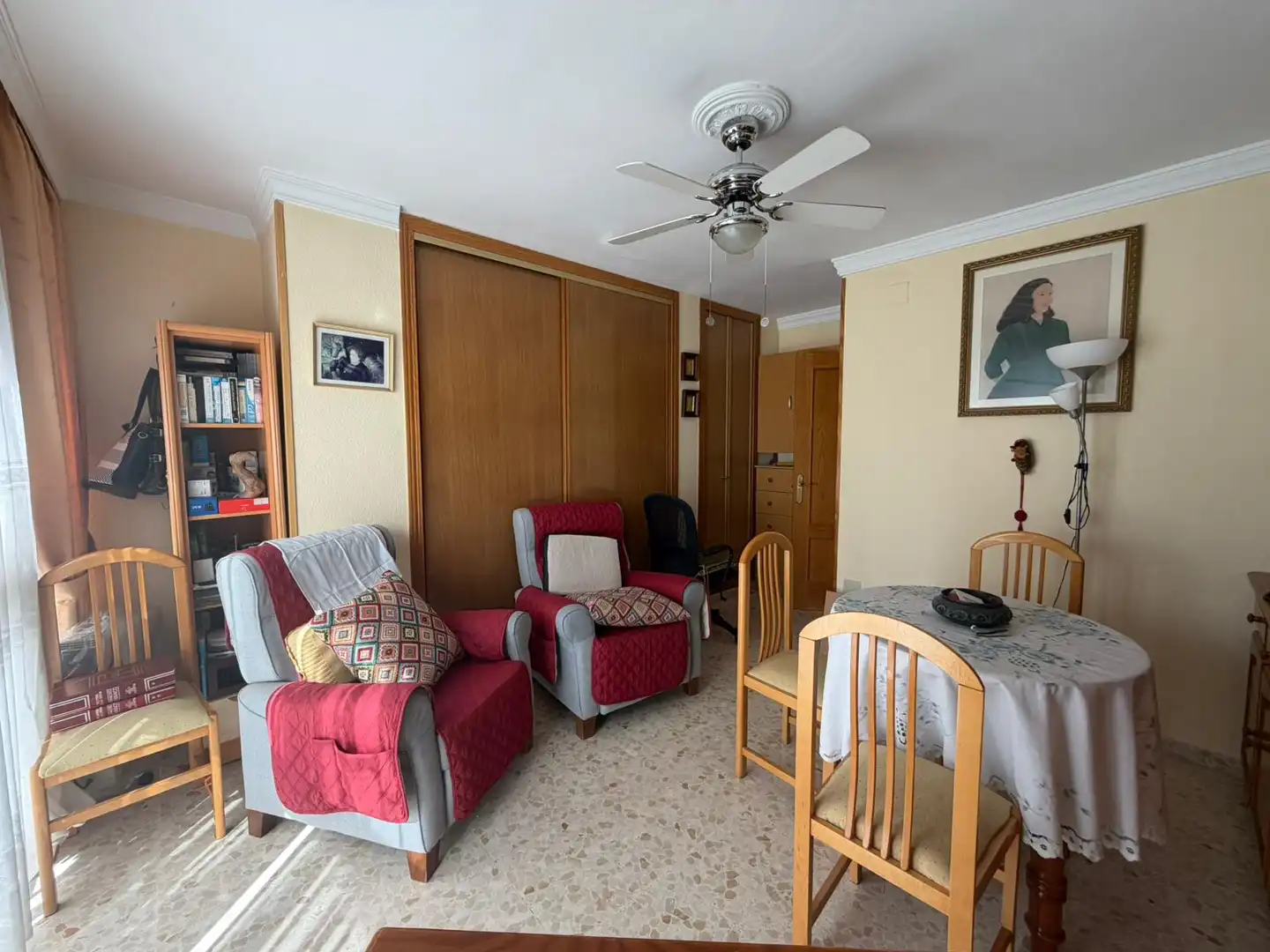 Flat with pool for sale in Calle Pintor Cipriano Maldonado 3B