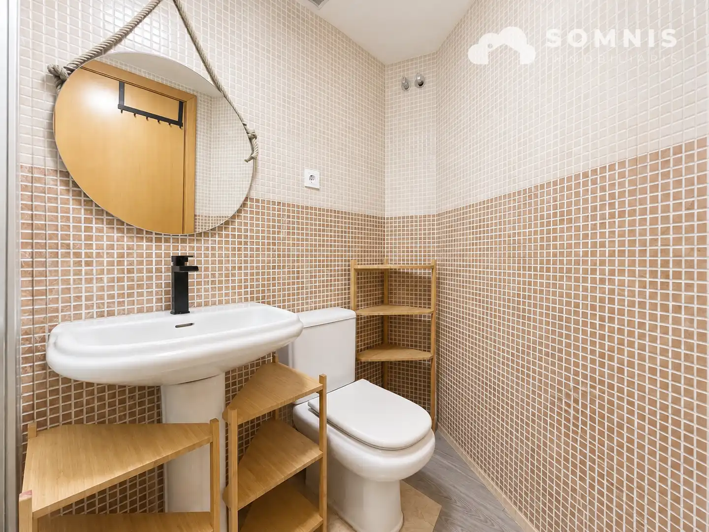 Bathroom of Flat for sale in Rubí