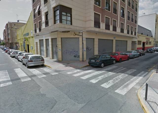 Local comercial en Venta en Altabix