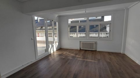 Foto 2 von Wohnung zur Miete in Rúa Nicaragua, 16, Falperra - Santa Lucía, A Coruña Capital