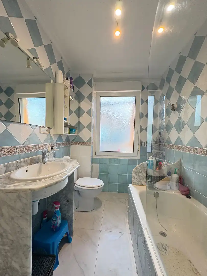 Baño de Piso en venta en Arnedo con Calefacción, Trastero y Amueblado