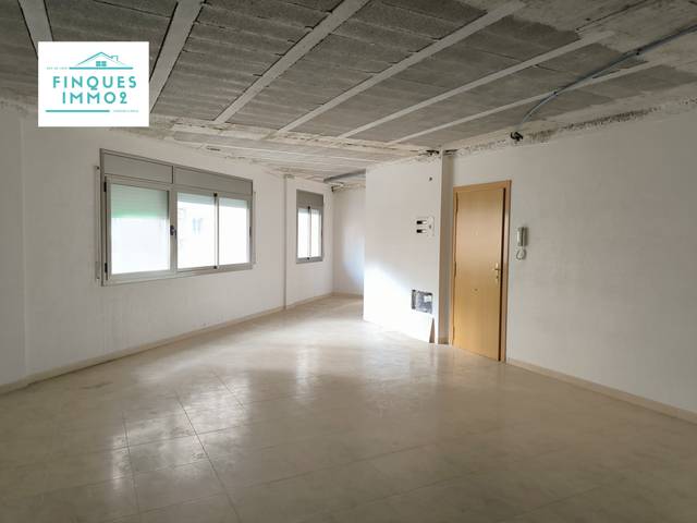 Local comercial en Venta en Avinguda dels Esports en Nord