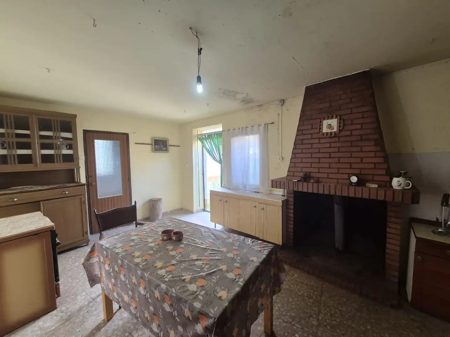 Cuina de Casa o xalet en venda en Luciana amb Calefacció