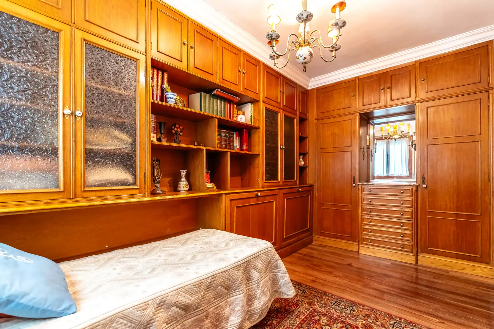 Habitación de Piso en venta en Donostia - San Sebastián  con Calefacción, Amueblado y Horno