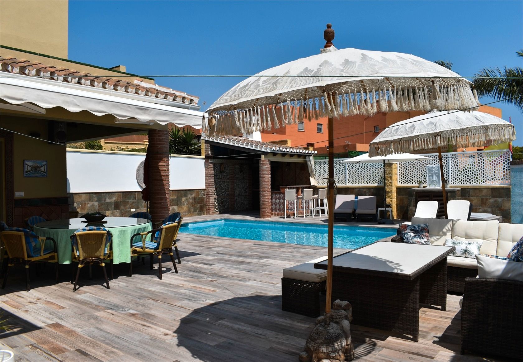 Piscina de Casa adosada en venda en Vélez-Málaga amb Jardí privat, Terrassa i Piscina