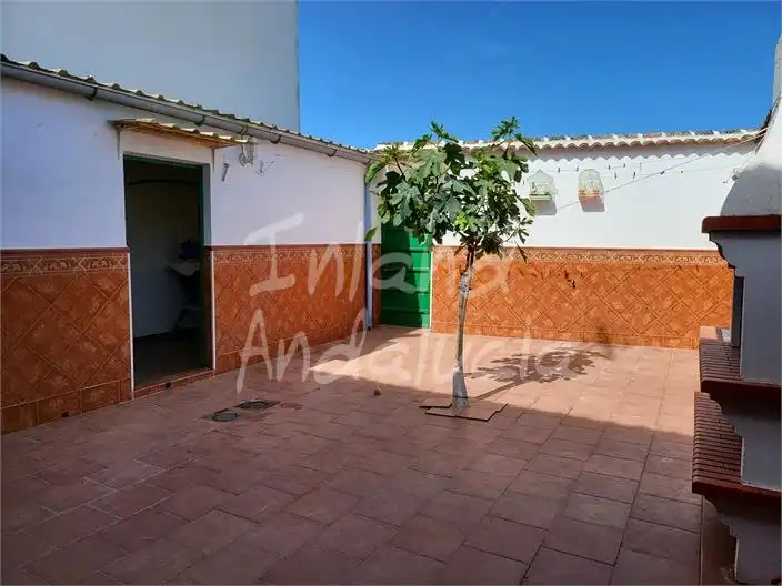 Exterior view of Detached homes for sale in Antequera  with Air Conditioner and Storage room
