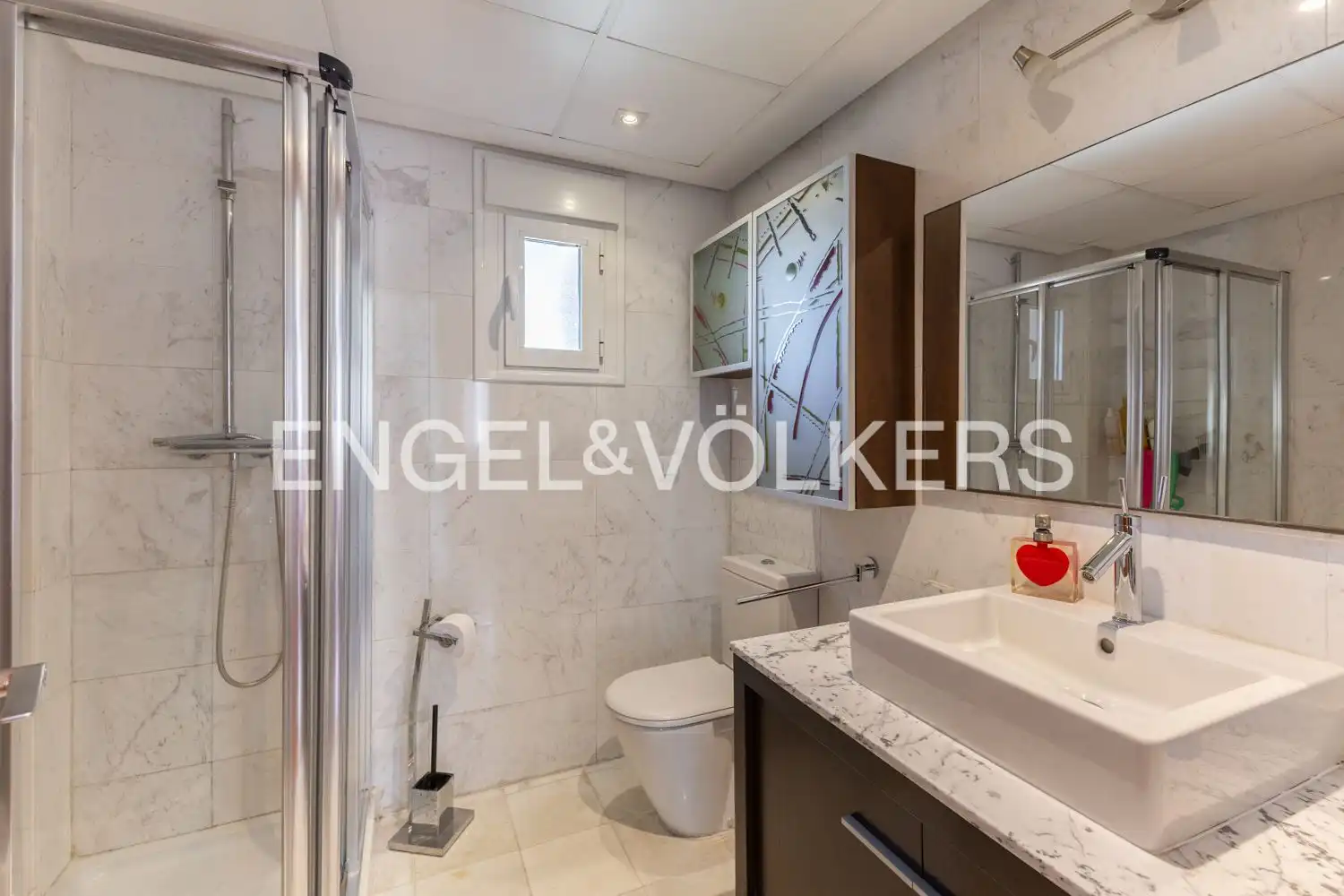 Bathroom of Houses for sale in Torre en Conill - Cumbres de San Antonio 