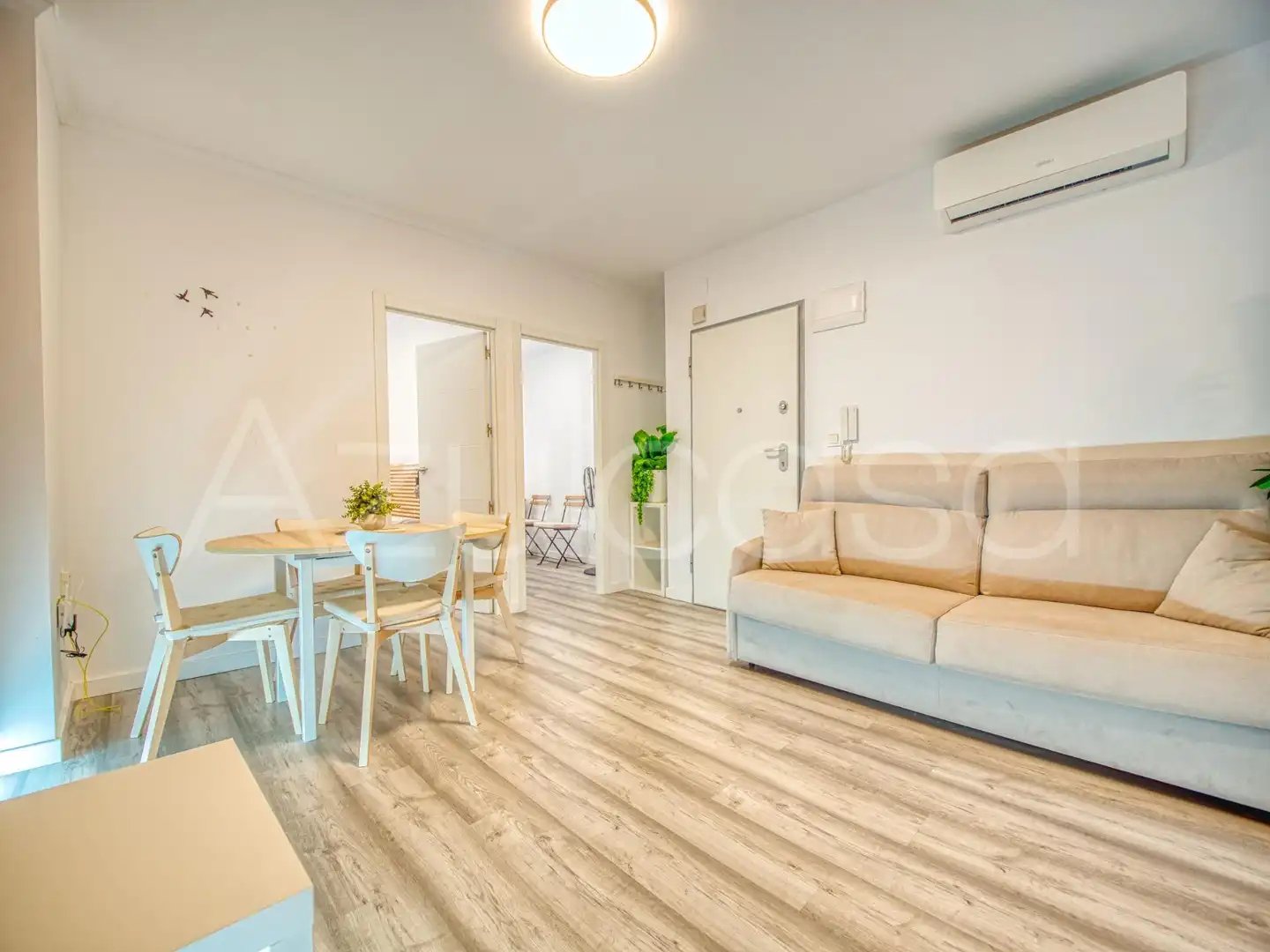 Sala d'estar de Pis en venda en Santa Pola amb Aire condicionat, Parquet i Moblat