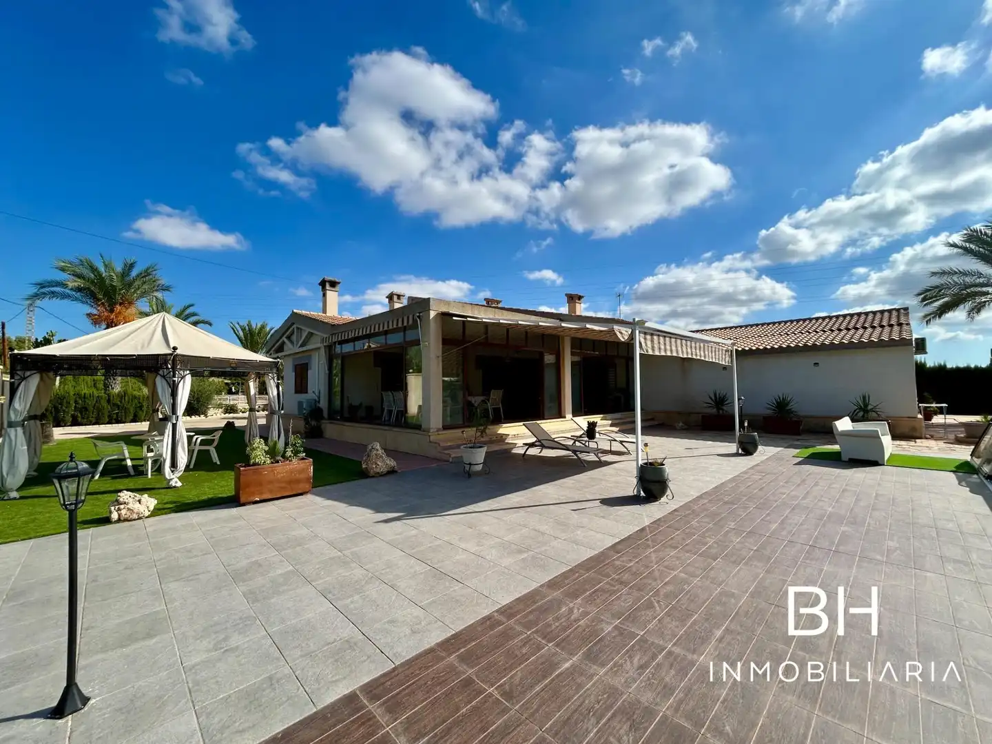 Villa avec piscine à vendre à La Algoda - Matola - Llano de San José