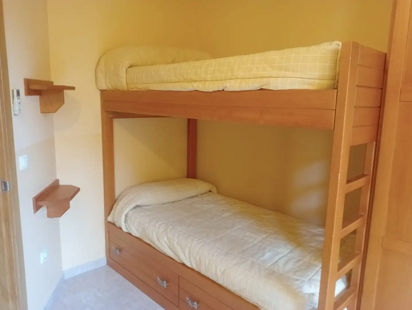 Schlafzimmer von Wohnung zur Miete in Fuengirola mit Terrasse, Möbliert und Ofen