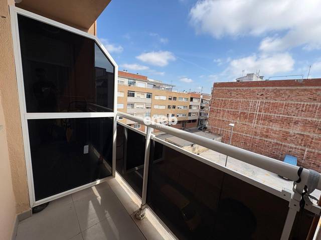 Piso en Venta en Llibertat en Pueblo