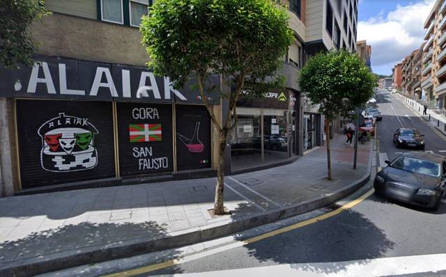 Local comercial en Alquiler en Kalero - Basozelai