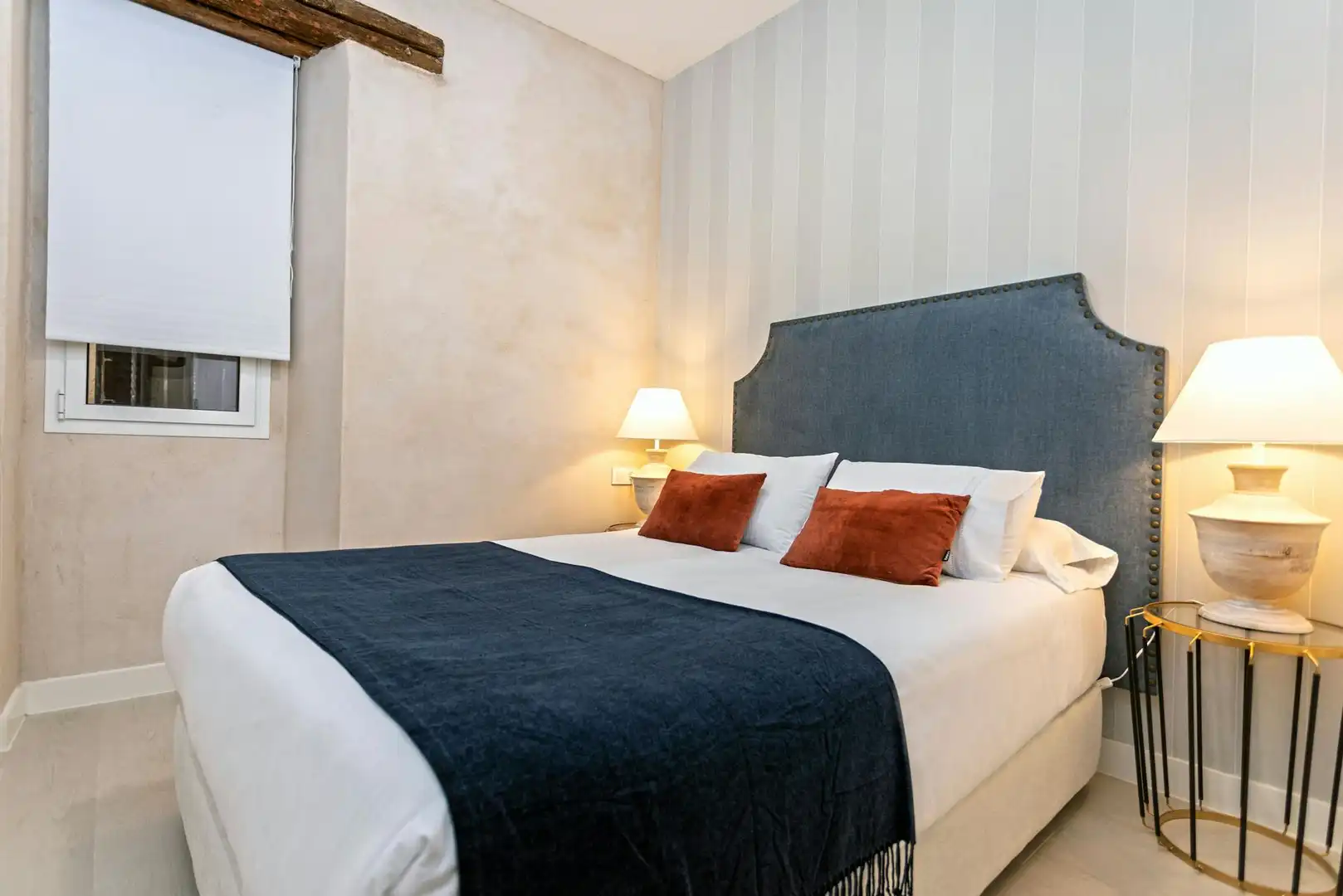 Habitación de Piso de alquiler en Sevilla con Aire acondicionado, Calefacción y Lavadora