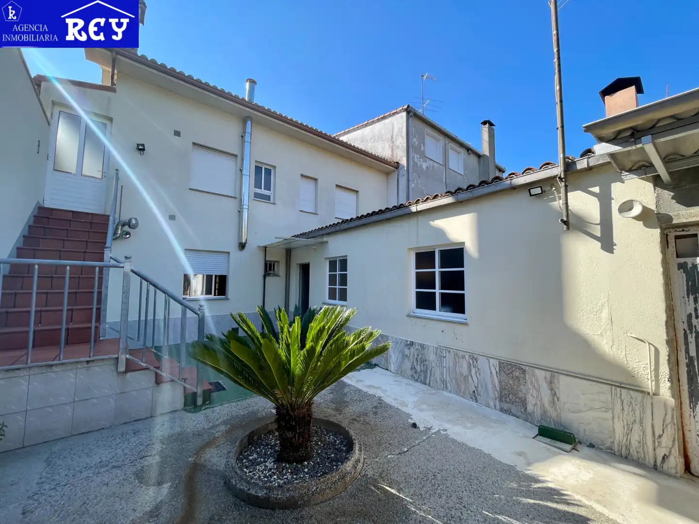 Exterior view of Detached homes for sale in Santiago de Compostela   with Private garden