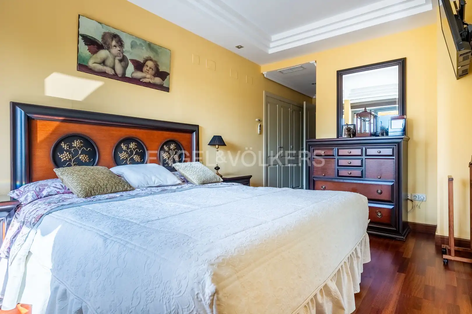 Bedroom of Flat for sale in Sevilla  with Air Conditioner, Heating and Private garden