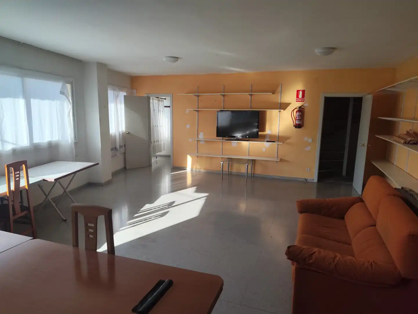Sala d'estar de Local de lloguer en Torrefarrera amb Aire condicionat, Calefacció i Terrassa