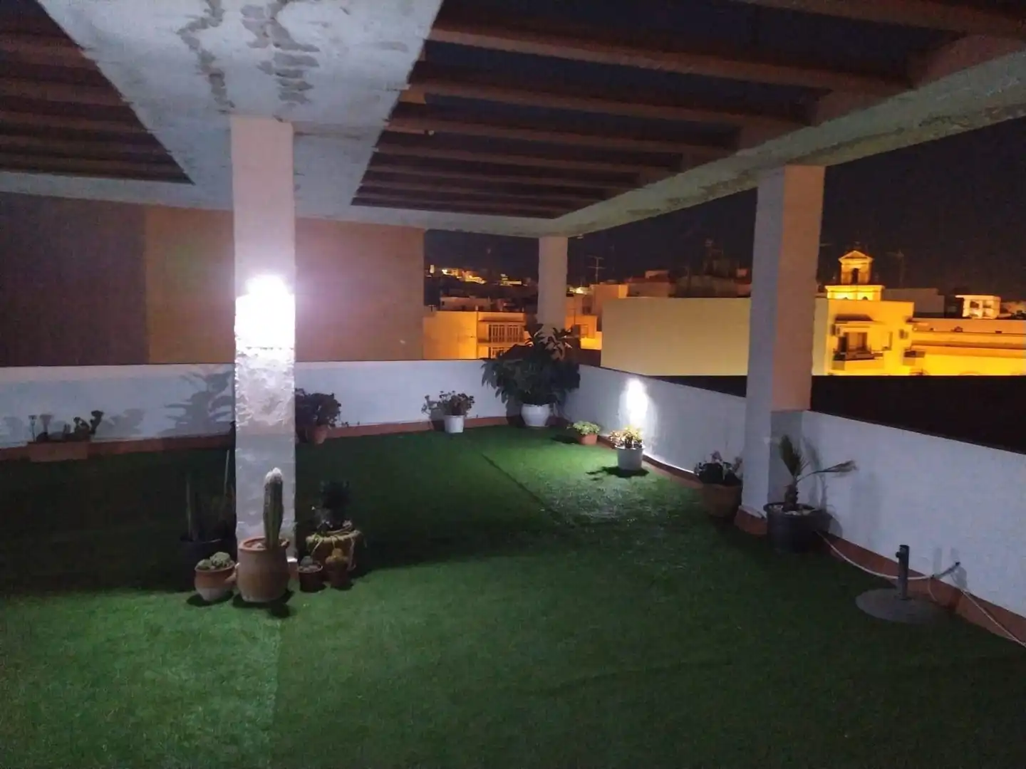 Terraza de Ático de alquiler en Alcalá de Guadaira con Aire acondicionado, Terraza y Amueblado