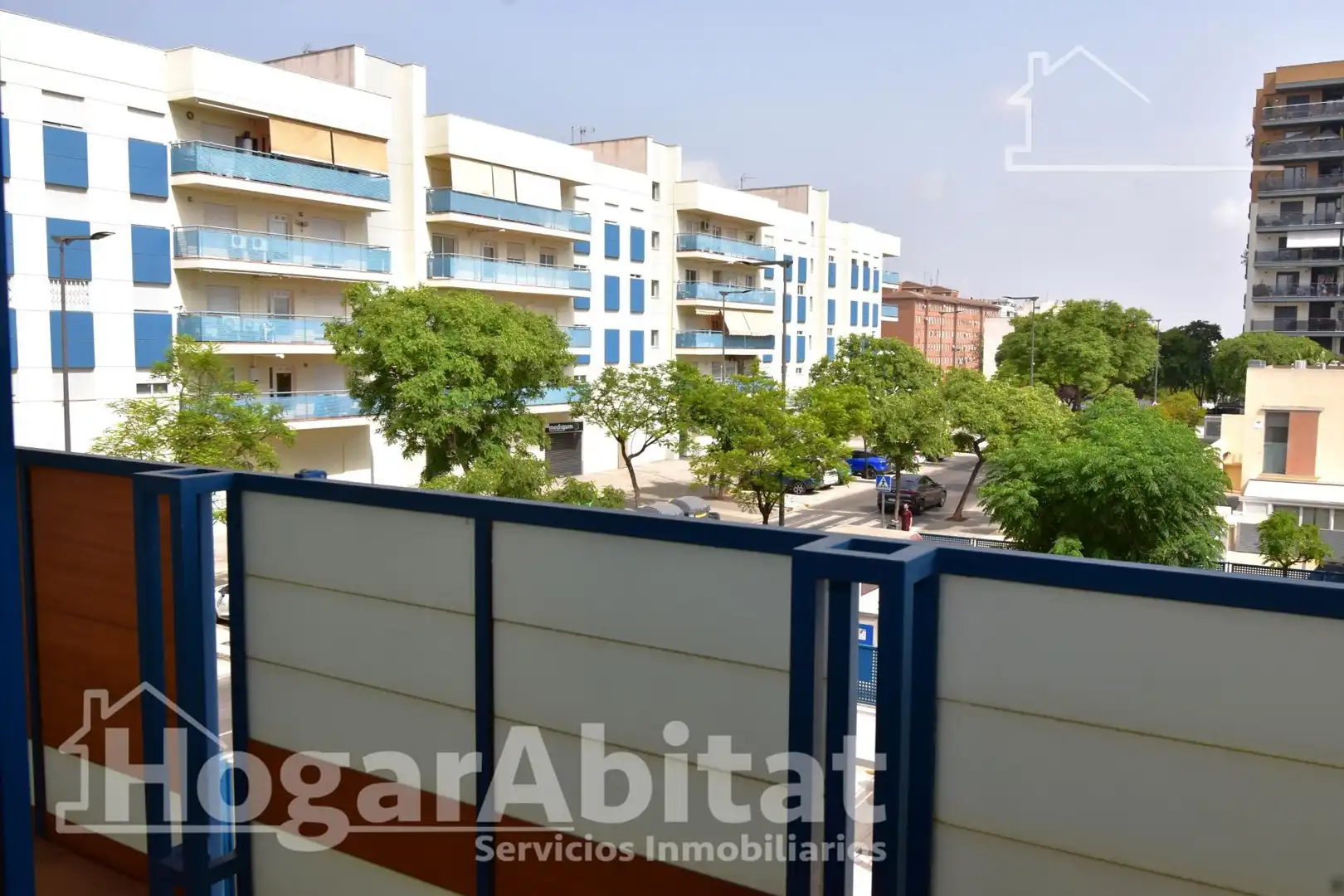 Vista exterior de Pis en venda en Paterna amb Aire condicionat, Calefacció i Balcó