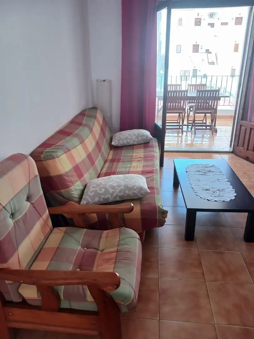 Casa con piscina in affitto a Playa de las Gaviotas - El Pedrucho, imagen 4