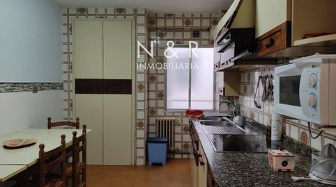 Foto 5 de Piso de alquiler en Alfredo Brañas, Ensanche - Sar, Santiago de Compostela