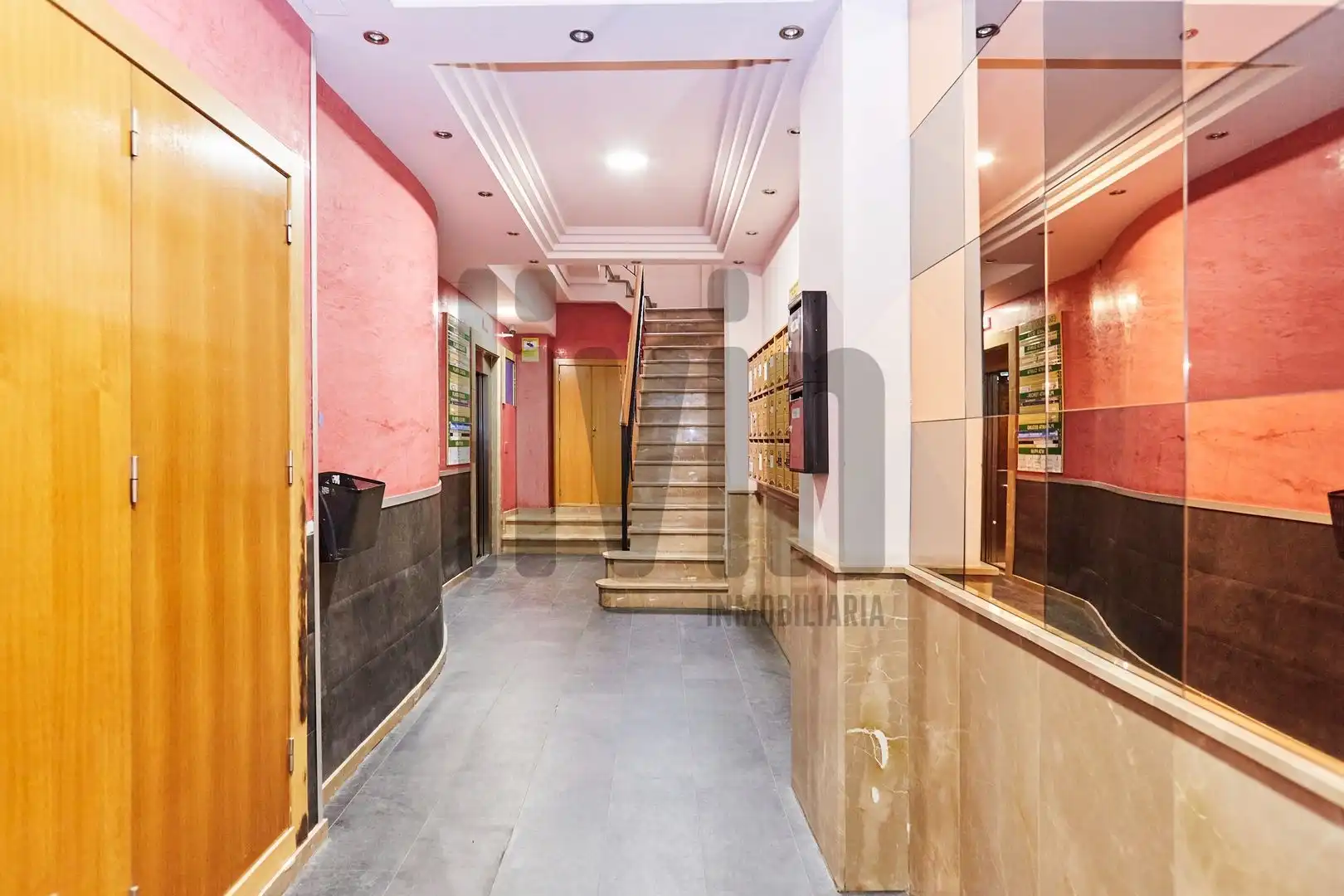 Oficina en venta en Jaén con Aire acondicionado y Calefacción